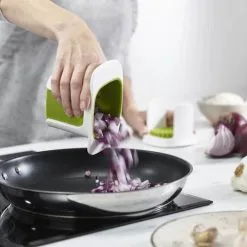 Joseph Joseph Chopcup Grøntsagsjern -køkkenudstyr 3990 3b493fcd afe2 454d 8690 20d7ca2ffd59