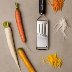 Microplane Gourmet Slicer Mandolinjern -køkkenudstyr 3990 730ada4b 782c 49cb a7cc 216985d66469
