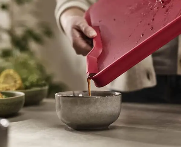 Joseph Joseph Cut&Carve Plus Skærebræt 4 Joseph Joseph Cut&Carve Plus Skærebræt - Billede 2