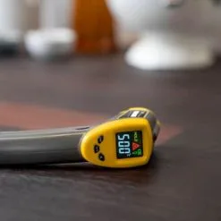 Ooni Infrarødt Termometer 7 Ooni Infrarødt Termometer -køkkenudstyr 3990 bb8f7e8b ebb4 4c87 92ec c99a0274a60a