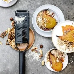 Microplane Master Black Sheep Rivejern Grov 7 Microplane Master Black Sheep Rivejern Grov -køkkenudstyr 3990 f4bbd898 b4fd 471a 8a34 82ae88c1da4f